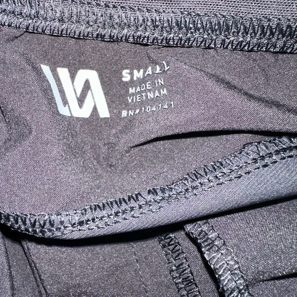 NWT VRST Youth Boys Black Athletic Accelerate Pants - Size Small
